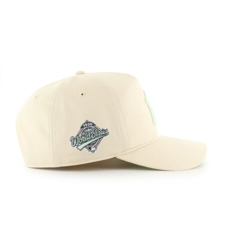 MLB New York Yankees Sure Shot ’47 HITCH